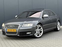 Grijs (metallic) Gebruikt 2008 Audi S8 Proline Sedan | € 28.990