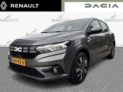 Grijs Gebruikt 2024 Dacia Sandero Expression Hatchback | € 16.950 (Eerlijke prijs)