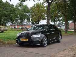 Zwart Gebruikt 2019 Audi A3 Sport Sedan | € 17.950 (Eerlijke prijs)