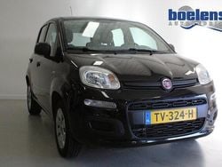 Zwart (metallic) Gebruikt 2018 Fiat Panda Pop Star Hatchback | € 8.243 (Eerlijke prijs)