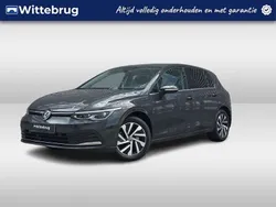 Grijs Gebruikt 2021 VW Golf VIII Style Hatchback | € 24.250 (Eerlijke prijs)