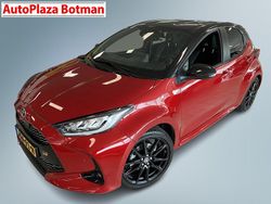 Rood Gebruikt 2023 Toyota Yaris Hybrid Sport Hatchback | € 27.950 (Duur)