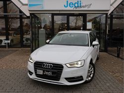 Wit Gebruikt 2016 Audi A3 Sportback Ambition Hatchback | € 17.950 (Eerlijke prijs)