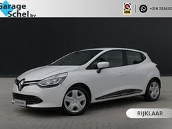 Wit Gebruikt 2015 Renault Clio IV Night&Day Hatchback | € 7.950 (Iets duurder)