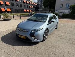 Grijs, metallic lak Gebruikt 2013 Opel Ampera Hatchback | € 5.300 (Eerlijke prijs)