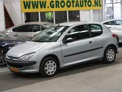 Grijs Gebruikt 2004 Peugeot 206 Hatchback | € 744 (Super prijs)