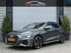 Grijs Gebruikt 2020 Audi A3 Sportback Design Hatchback | € 25.950 (Iets duurder)