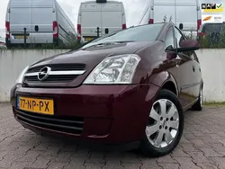 Rood Gebruikt 2004 Opel Meriva Enjoy MPV | € 3.444 (Iets duurder)
