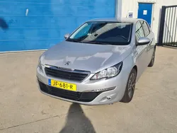 Grijs Gebruikt 2016 Peugeot 308 Style Hatchback | € 9.450 (Eerlijke prijs)