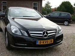 Zwart Gebruikt 2011 Mercedes E200 Coupé | € 14.900 (Eerlijke prijs)