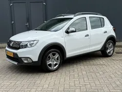 Wit Gebruikt 2017 Dacia Sandero Hatchback | € 10.730 (Eerlijke prijs)