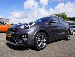 Grijs Gebruikt 2021 Kia Niro SUV | € 24.945 (Goede deal)