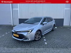 Grijs Gebruikt 2024 Toyota Corolla Plus Stationwagen | € 33.750 (Iets duurder)