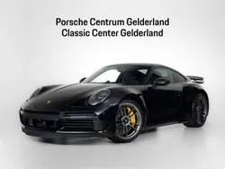 Diepzwart metallic Nieuw 2024 Porsche 911 Turbo S | € 382.261