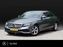 Grijs Gebruikt 2016 Mercedes E250 Ambition Sedan | € 31.500 (Eerlijke prijs)
