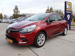 Rood Gebruikt 2018 Renault Clio GrandTour LIMITED Stationwagen | € 8.449 (Eerlijke prijs)