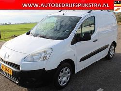 Wit (metallic) Gebruikt 2014 Peugeot Partner Van | € 3.999 (Eerlijke prijs)