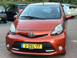 Oranje Gebruikt 2013 Toyota Aygo Hatchback | € 7.000 (Eerlijke prijs)
