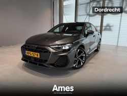 Grijs Gebruikt 2025 Audi A3 e-tron Hatchback | € 41.950