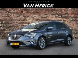 Grijs Gebruikt 2020 Renault Mégane GT Line GT-Line Stationwagen | € 14.745 (Goede deal)
