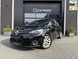 Zwart Gebruikt 2021 Renault Clio V Intens Hatchback | € 13.450 (Eerlijke prijs)