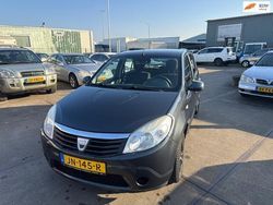 Grijs Gebruikt 2010 Dacia Sandero Hatchback | € 1.795 (Eerlijke prijs)