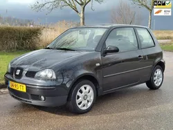 Zwart Gebruikt 2005 Seat Arosa Stella Hatchback | € 1.450 (Iets duurder)