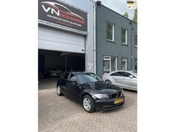 Zwart Gebruikt 2008 BMW 116 Hatchback | € 4.950 (Eerlijke prijs)