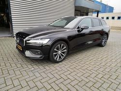Zwart Gebruikt 2021 Volvo V60 Inscription Stationwagen | € 19.950 (Iets duurder)