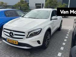 Wit Gebruikt 2016 Mercedes GLA180 Ambition SUV | € 18.940 (Eerlijke prijs)