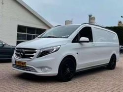 Wit Gebruikt 2018 Mercedes Vito MPV | € 17.500