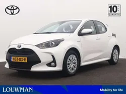 Wit Gebruikt 2021 Toyota Yaris Hybrid Active Hatchback | € 20.745 (Eerlijke prijs)