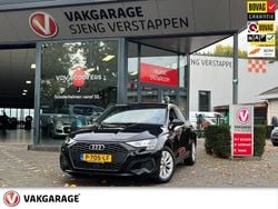 Zwart Gebruikt 2022 Audi A3 Sportback e-tron Comfort Hatchback | € 25.995