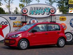 Rood, metallic lak Gebruikt 2013 VW up! take up! Hatchback | € 7.950 (Eerlijke prijs)
