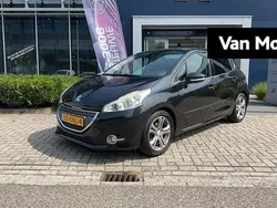 Zwart Gebruikt 2012 Peugeot 208 Allure Hatchback | € 7.440 (Eerlijke prijs)