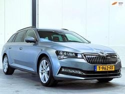 Grijs Gebruikt 2020 Skoda Superb Business Line Stationwagen | € 19.950 (Super prijs)