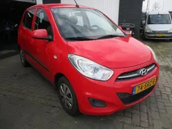 Rood Gebruikt 2011 Hyundai i10 Hatchback | € 1.999 (Eerlijke prijs)