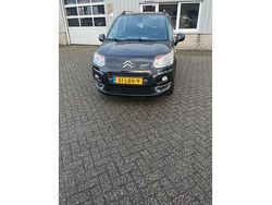 Zwart Gebruikt 2010 Citroën C3 Picasso Exclusive MPV | € 2.450 (Iets duurder)