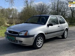 Grijs Gebruikt 2000 Ford Fiesta Hatchback | € 1.000 (Eerlijke prijs)