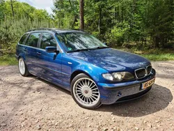 Blauw Gebruikt 2002 BMW 325 Executive Stationwagen | € 7.950 (Duur)