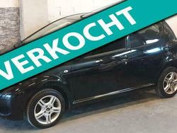 Zwart Gebruikt 2011 Toyota Aygo Hatchback | € 3.599 (Eerlijke prijs)
