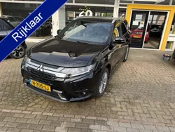 Zwart Gebruikt 2020 Mitsubishi Outlander Instyle SUV | € 29.450 (Duur)