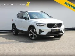Wit Gebruikt 2024 Volvo XC40 Plus SUV | € 43.840 (Eerlijke prijs)