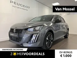Grijs Gebruikt 2024 Peugeot e-208 Allure Hatchback | € 26.940 (Duur)