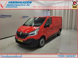 Rood Gebruikt 2020 Renault Trafic Van | € 9.950 (Goede deal)