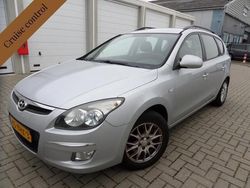 Grijs Gebruikt 2010 Hyundai i30 Dynamiq Stationwagen | € 2.649 (Eerlijke prijs)