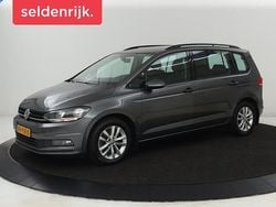 Grijs Gebruikt 2018 VW Touran Highline MPV | € 16.700 (Eerlijke prijs)