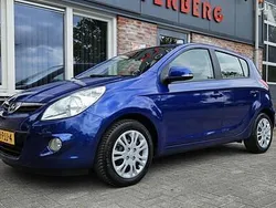 Blauw, metallic lak Gebruikt 2011 Hyundai i20 Hatchback | € 6.950 (Eerlijke prijs)