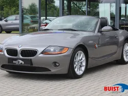 Grijs, metallic lak Gebruikt 2005 BMW Z4 Cabriolet | € 14.950 (Iets duurder)