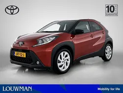 Rood Gebruikt 2022 Toyota Aygo Envy Hatchback | € 18.445 (Eerlijke prijs)